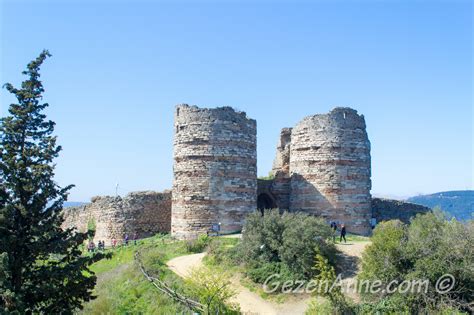 Yoros Kalesi Kahvaltı: Tarihi Atmosferde Unutulmaz Bir Mola